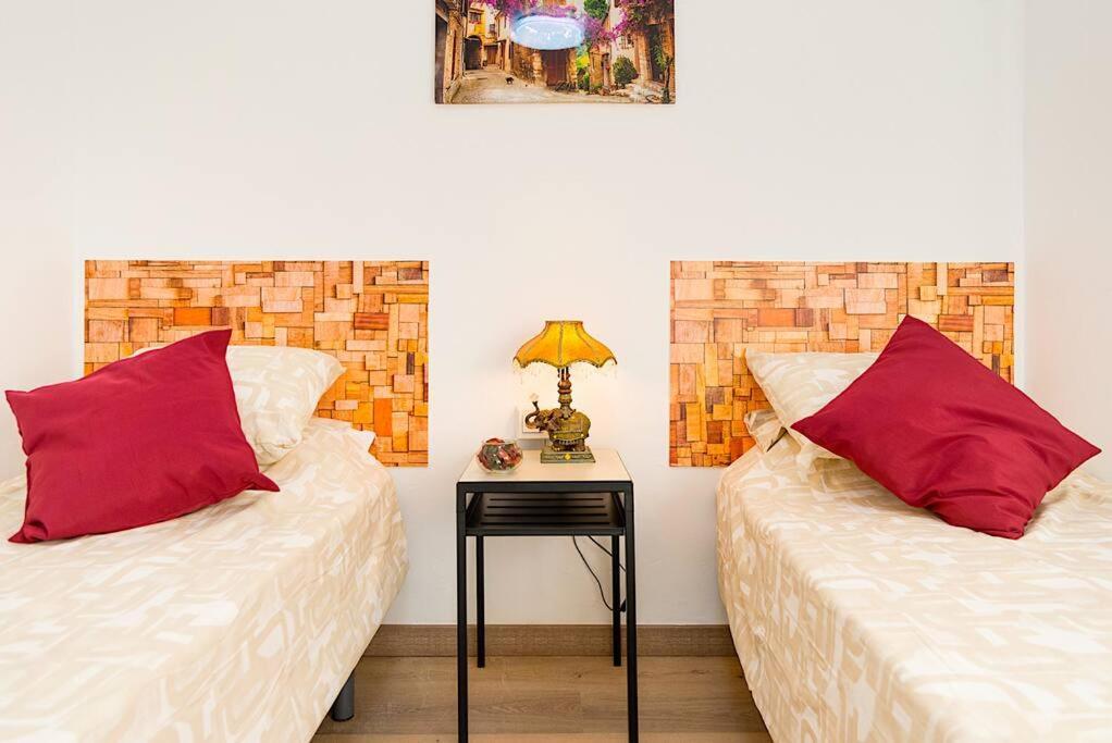 Sohocenter Apartment 2 Rooms Young People Only مالقة المظهر الخارجي الصورة